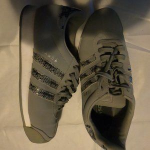 ADIDAS  SANOA SIZE 9 35.00